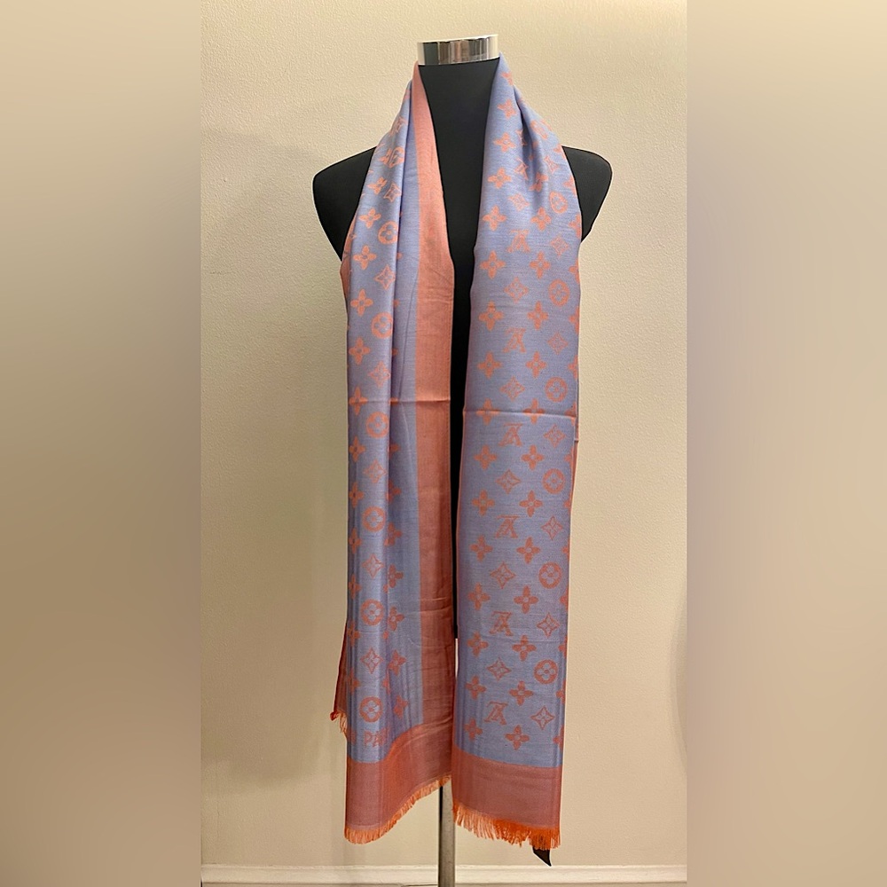L V Monogram Grey Blue Salmon Cashmere Silk Blend Chale Stole Shawl Wrap Scarf. - Picture 3 of 6